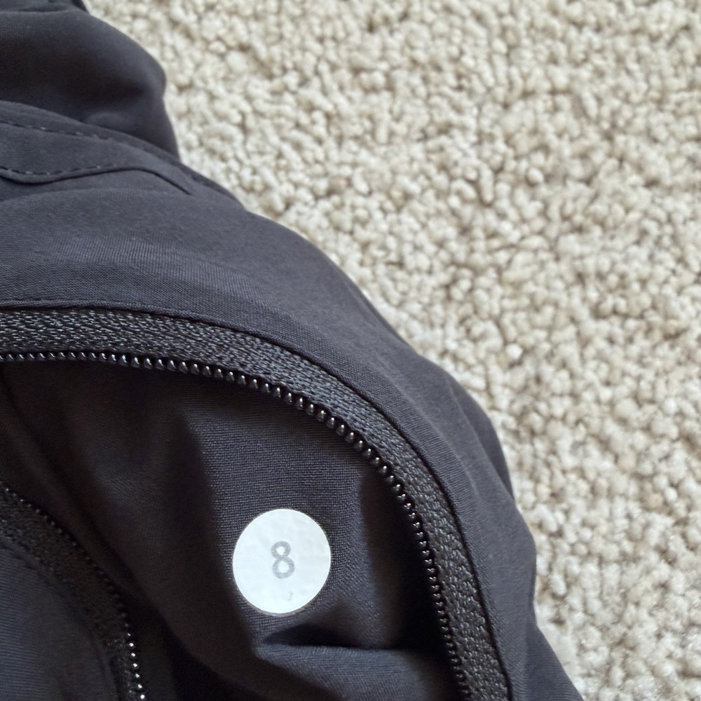 Lululemon Athletic Shorts Women's Size 8 Black Liner Running Sports Cheer - Picture 6 of 8